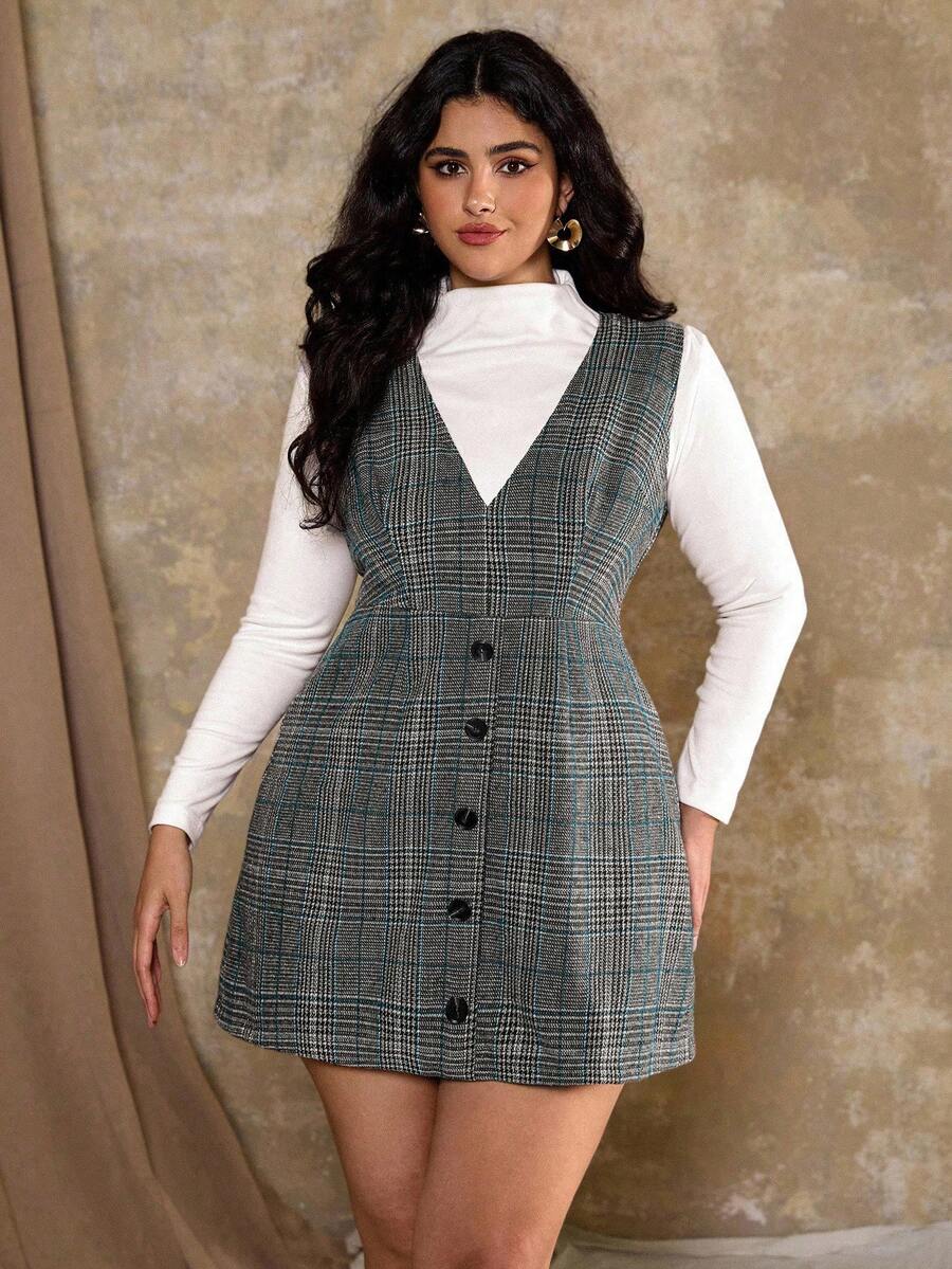 SHEIN PETITE CURVE 大码V领格子无袖连衣裙,艺术千鸟格背心裙,秋冬 - 黑與白 - 查看 1