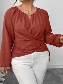 Elenzga Plus Size Women's Solid Color Keyhole Neck Raglan Lantern Sleeve Pleated Fashion Blouse - Redwood - View 3