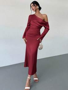 Váy dài tay ôm sát bằng vải satin vai lệch màu sâm panh cho nữ, váy dạ hội thanh lịch phù hợp cho những dịp trang trọng, đi làm, sự kiện trang trọng, đám cưới, lễ tốt nghiệp, biểu diễn, hòa nhạc, sinh nhật - Màu Đỏ Sâu - Xem 5