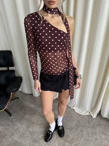 SHEIN BAE 波点印花不对称领口透视性感长袖上衣，适合冬季、秋冬季女装、万圣节、新年、感恩节、派对、海滩等场合，波点单肩上衣，可爱上衣 - 棕色 - 查看 3