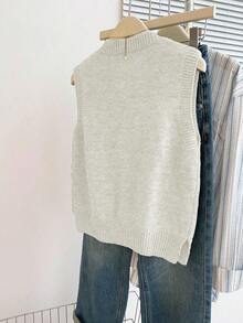 Franclia Casual Loose Crew Neck Sleeveless Gray Knitted Top With Chinese-Style Frog Buttons, For Women, Spring/Autumn - Beige - View 2