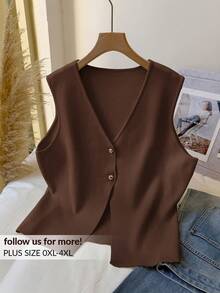 CosyJoli Plus Size Elegant Metal Buckle Knit Sleeveless Sweater Vest, Comfortable & Casual In Fall/Winter