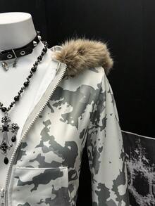 EgrlEra 女士迷彩印花短款修身运动衫 - 彩色 - 查看 5