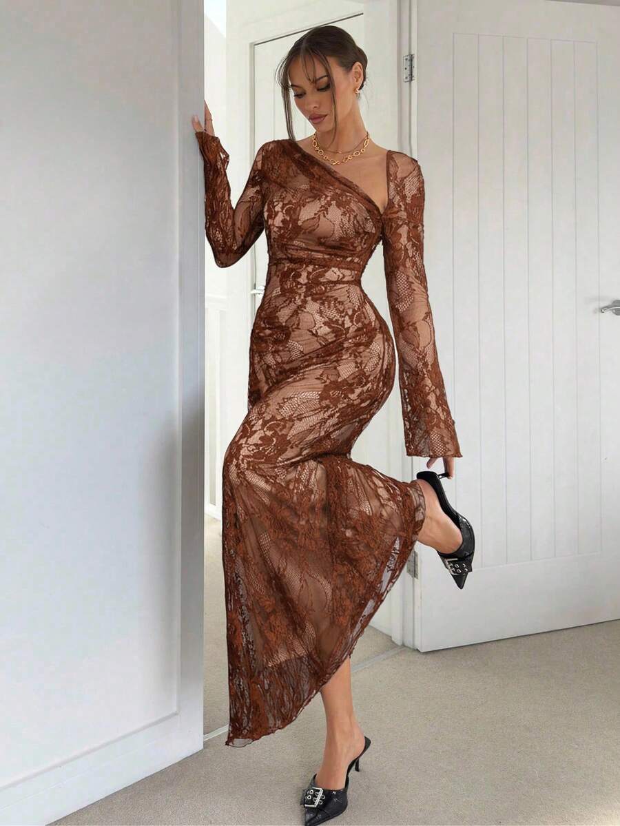 Siren Gaze 不对称网纱紧身连衣裙，露肩设计，褶皱腰身，A字裙摆，度假连衣裙，法式吊带连衣裙，黑色长袖连衣裙 - 咖啡棕 - 查看 1