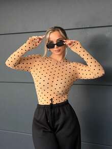 Jeta Ari 波尔卡圆点印花修身褶皱女式长袖衬衫，秋装 - 卡其色 - 查看 6