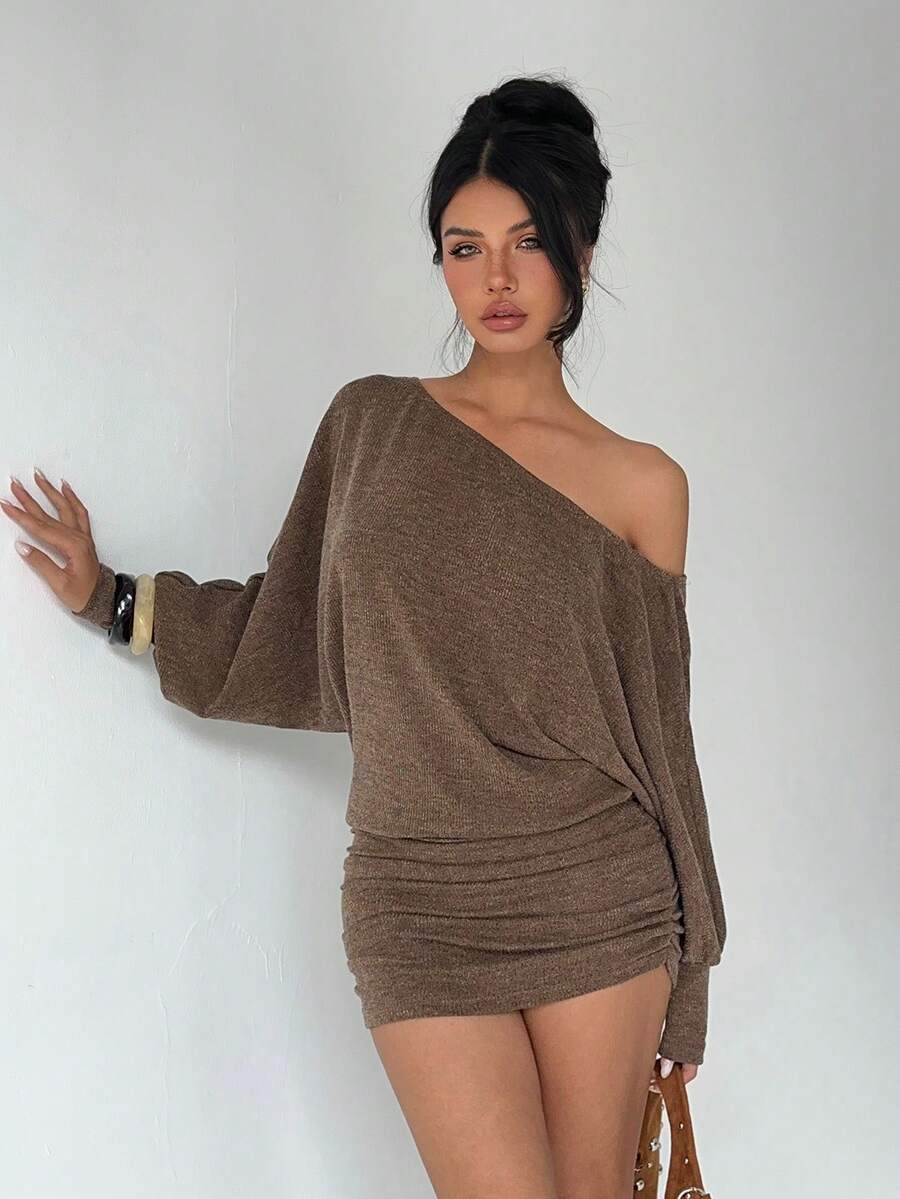 Aloruh 女式复古咖啡色/棕色不对称肩迷你连衣裙，长袖，修身款式，秋冬