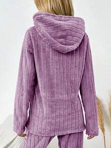 SHEIN Cottnline ملابس علوية نوم مقاسات كبيرة للنساء مطرزة بحرف وقلب مع سحاب وقلنسوة من الفليس - وردي فاتح - مشاهدة 2
