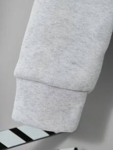 2 件套青少年男童休闲基本款字母印花圆领套头衫和抽绳运动裤套装，设计简洁精致，适合秋冬叠穿 - 淺灰色 - 查看 4