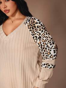Lazeform Plus Size Women Leopard Patchwork V-Neck Top & Pants Casual Loungewear Set, Fall & Winter Clothes