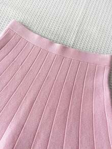 Girls Heart Pattern Crew Neck Sweater & Pleated Skirt 2-Piece Set, Fashion & Stylish, Autumn/Winter - Pink - View 5