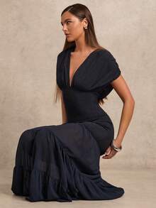 Glamine 女士时尚V领派对修身针织撞色网眼连衣裙 - 藍色 - 查看 1