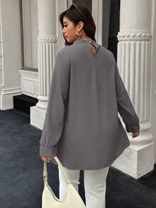 Easura Plus Size Elegant Commuter Shirt With Pearl Decor And Pleated Design - Grey - View 2