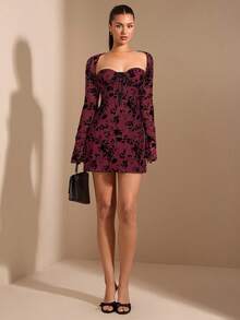 SHEIN BAE 女士时尚甜心领露背系带迷你连衣裙 - 酒紅色 - 查看 6