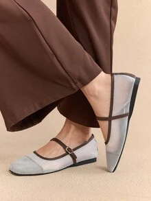 Rosivie 黑色蝴蝶结装饰尖头平底鞋 - 白色 - 查看 4