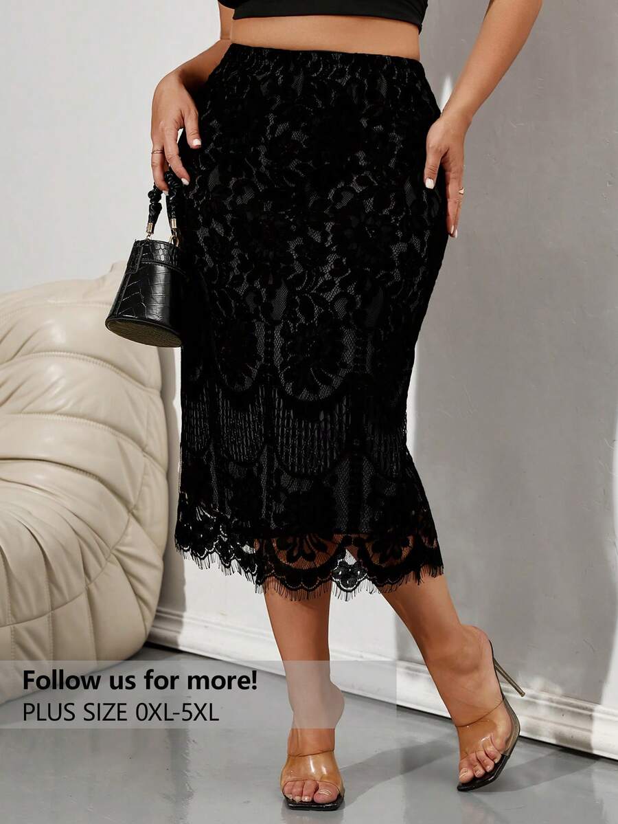 Firerie 大码女式优雅黑色蕾丝撞色 V 领透明蕾丝花卉长裙，适合约会和聚会 - 黑色 - 查看 1