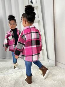 SHEIN Conjunto de 3 piezas: Chaqueta a cuadros, top de punto y pantalones para bebé niña, lindo conjunto casual de otoño/invierno - Rosa Fucsia - Ver 2