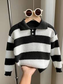 SHEIN 1 件年轻男孩休闲学院风舒适时尚简约实用百搭柔软舒适宽松条纹 Polo 衫适合生日派对、聚会、表演适合儿童服装年轻男孩衣服学校返校男孩套装日常适合上学适合旅行适合运动适合秋冬季 - 黑色 - 查看 2