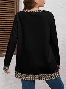 EMERY ROSE Christmas Casual Versatile Retro Geometric All-Over Print Loose Fit Crew Neck Sweatshirt For Plus Size Women, Suitable For Autumn/Winter - Multicolor - View 2