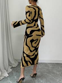 Elenzga Women's Contrast Color Pattern Flare Sleeve Knit Dress - Yellow - View 2