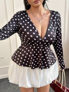 CovetEZ Plus Size Sexy Polka Dot V-Neck Long Sleeve T-Shirt