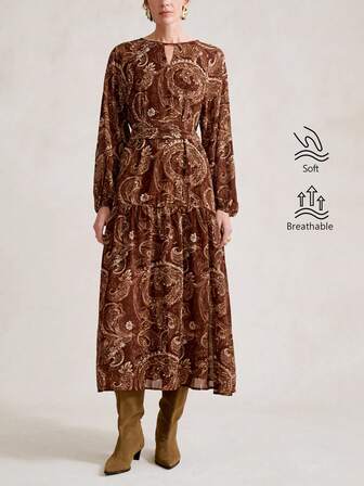 SHEIN Stylify 25+ Damen Chiffon V-Ausschnitt Taille geraffte X-förmige Paisley Blumen Muster plissiertes transparentes Maxi Boho Kleid, Herbst/Winter Damen Arbeitsoutfit