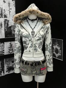 EgrlEra 女士迷彩印花短款修身运动衫 - 彩色 - 查看 1