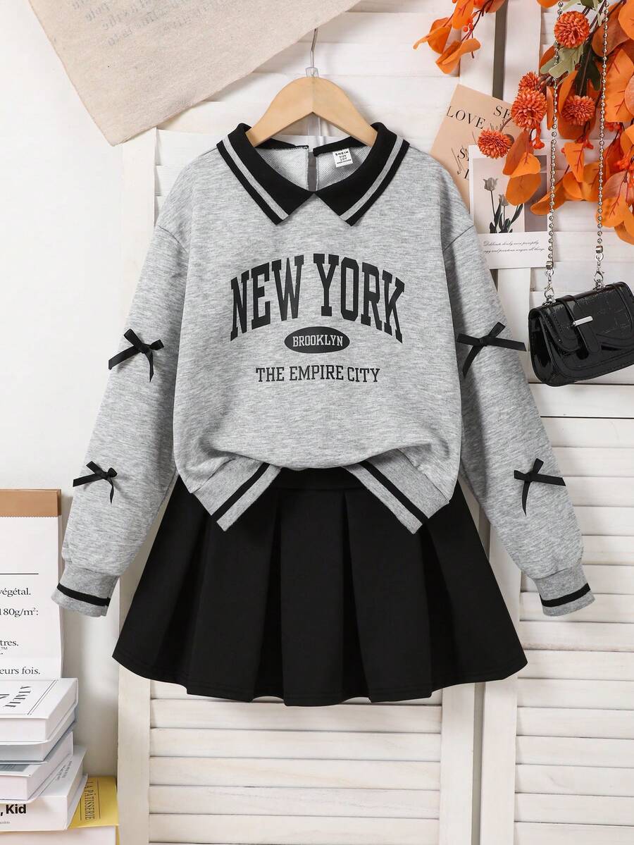 Genkimix Kids 两件套少女学院风翻领卫衣，英文印花，搭配时尚百褶裙，袖口饰有撞色缎带和蝴蝶结，舒适针织面料，充满青春活力，适合上学或休闲穿着。 - 灰色 - 查看 1