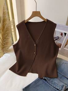 CosyJoli Plus Size Elegant Metal Buckle Knit Sleeveless Sweater Vest, Comfortable & Casual In Fall/Winter