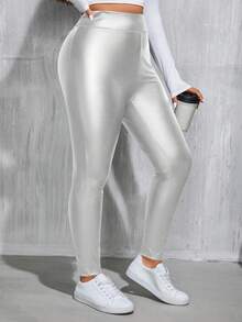 SHEIN Essnce Plus Size Women's Autumn And Winter Casual Fashion Basic Thermal Lined Warm Black Stretch PU Leather Leggings,Women Bottom,Winter Outfits,Curve Pants,Street Wear,Leather Pants,Fleece Leggings,Thermal Lined Leggings,Warm Leggings,Women Tights - Silver - View 2
