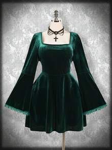 SHEIN ICON 加大码方领天鹅绒喇叭袖连衣裙，万圣节服装，女巫连衣裙，适合派对礼服 - 綠色 - 查看 1