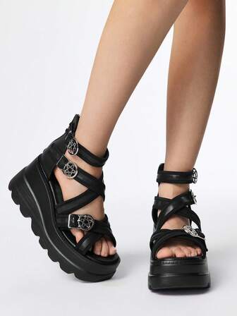 Grunge Punk Sandali alla moda da donna con zeppa, stile gotico punk, con fibbia a forma di cuore