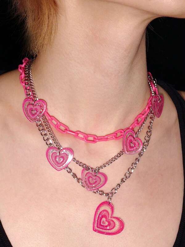 Y2Kool Valentinstag Halskette mit gestaffelten Herz-Anhängern