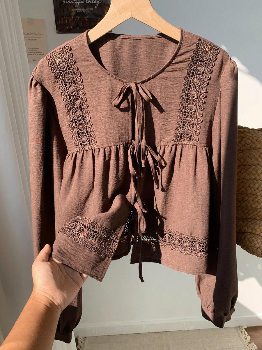Comfortcana 女式纯色撞色蕾丝前领带长袖时尚衬衫 - 咖啡棕 - 查看 1