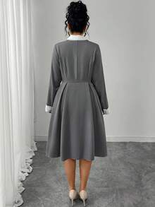 SHEIN Elenzya Plus Size Women's Business Commute X-Shaped Collar Contrast Color Long Sleeve Elegant Elegant Dress - Multicolor - View 2