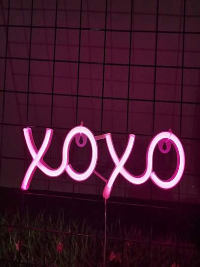 1PC Pink XOXO LED Neon Sign Light, Battery/USB Powered Wall Decor, Party Supplies For Bedroom, Suitable For Festival, Bar For Home Bedroom Decor, Festival Party, Valentine's Day Gift