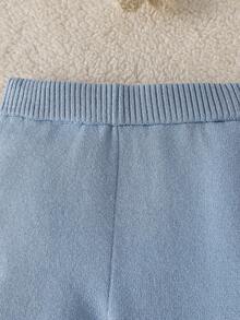 Chłopięcy sweterek i spodnie w paski z uroczym misiem, 2 sztuki, wygodny zestaw na co dzień, na imprezy i codzienne aktywności jesienią/zimą