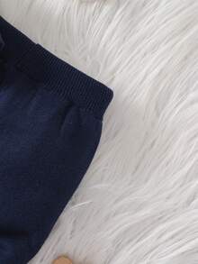 SHEIN Vintaside Kids 2pcs Baby Girls Striped Pattern Round Neck Button Front Long Sleeve Top And Solid Color Pants Sweater Set - Royal Blue - View 10