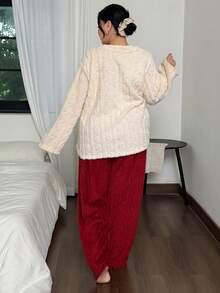 Jacquard Velvet Bow Embroidered Apricot Top And Red Pants, Casual Plus Size Cozy Pajama Set For Indoor And Outdoor Wear, Fluffy Winter Clothes