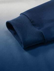 Manfinity Homme 男士渐变字母印花圆领长袖休闲套头卫衣，秋冬男士套头衫，男士蓝色卫衣 - 霧霾藍 - 查看 5