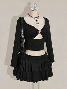 SHEIN ICON Conjunto de 2 piezas de top corto calado y minifalda de unicolor talla grande - Negro - Ver 6