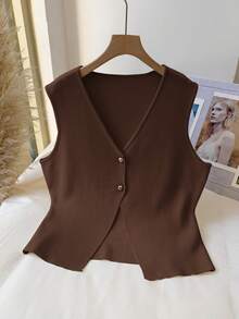 CosyJoli Plus Size Elegant Metal Buckle Knit Sleeveless Sweater Vest, Comfortable & Casual In Fall/Winter