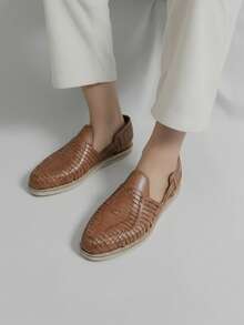 Huarache artesanal para hombre de piel tejida, punta redonda, sin cordones, suela plana, estilo tradicional casual, para uso diario y verano - Camel - Ver 3