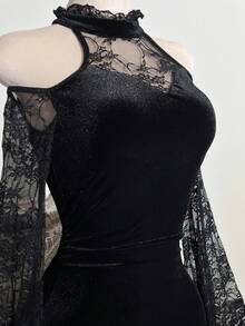 Elamini 黑色天鹅绒和蕾丝拼接圆领露肩复古喇叭袖紧身迷你连衣裙，优雅精致，适合秋冬季派对、婚礼、约会、休闲穿着 - 黑色 - 查看 5