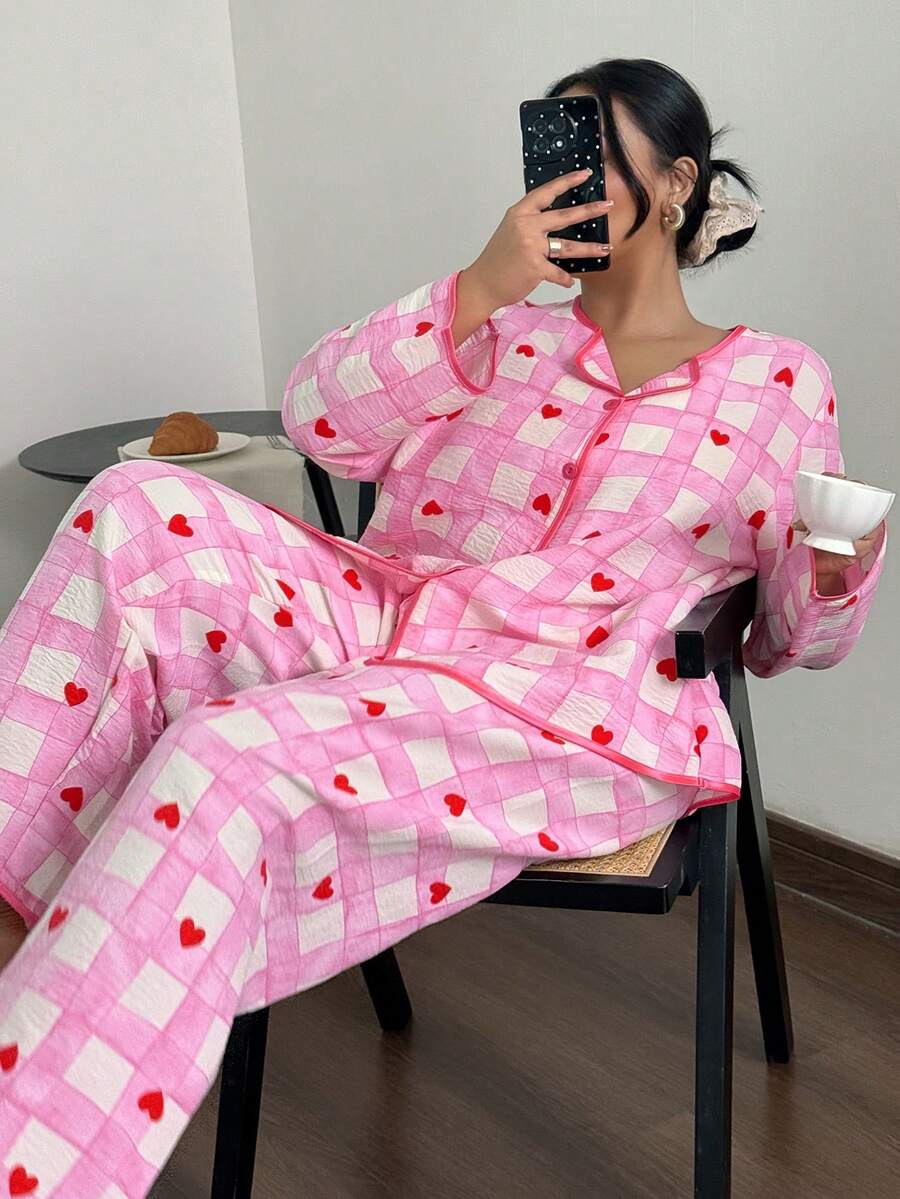 SHEIN Plus Size Plaid Heart Decor Long Sleeve Top & Pants Pajama Set, Winter Clothes - Multicolor - View 1