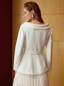 MOTF PREMIUM 女士优雅办公室扣带西装外套 - 白色 - 查看 4