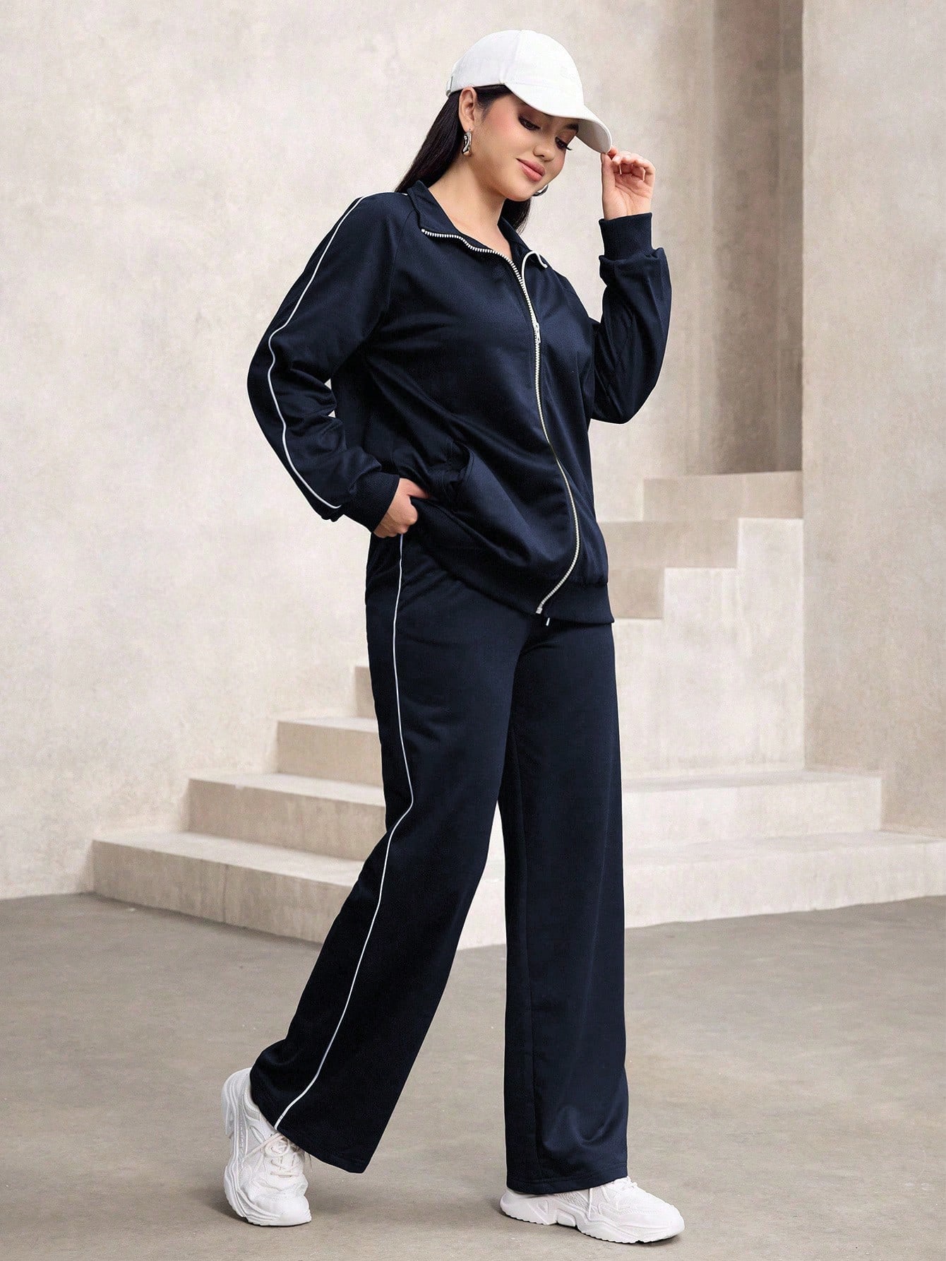 مجموعة من قطعتين للنساء تتكون من كارديجان أنيق بأك...