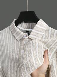 Manfinity Homme Camisa polo casual de manga corta con botones delanteros y rayas para hombres