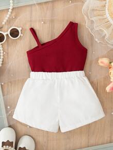 SHEIN 幼儿女童韩版时尚夏季新款时尚 3D 花卉装饰套装、细肩带背心 + 可爱短裤 2 件套服装 - 酒紅色 - 查看 2