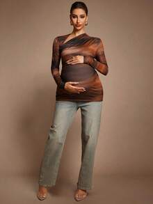 MaterniChic 扎染印花不对称领口长袖修身孕妇T恤 - 彩色 - 查看 3