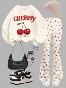 SHEIN 奶油白色，可爱迷你复古樱桃图案，BM 风格，年轻女孩柔软圆领运动衫和喇叭裤套装，适合秋冬季，秋季服装，轻松舒适，儿童秋季分层，时尚儿童，休闲装，儿童图案服装，返校，秋季服装，返校节，适合户外野餐，街头摄影，家居，校园，Chill Chill - 彩色 - 查看 6